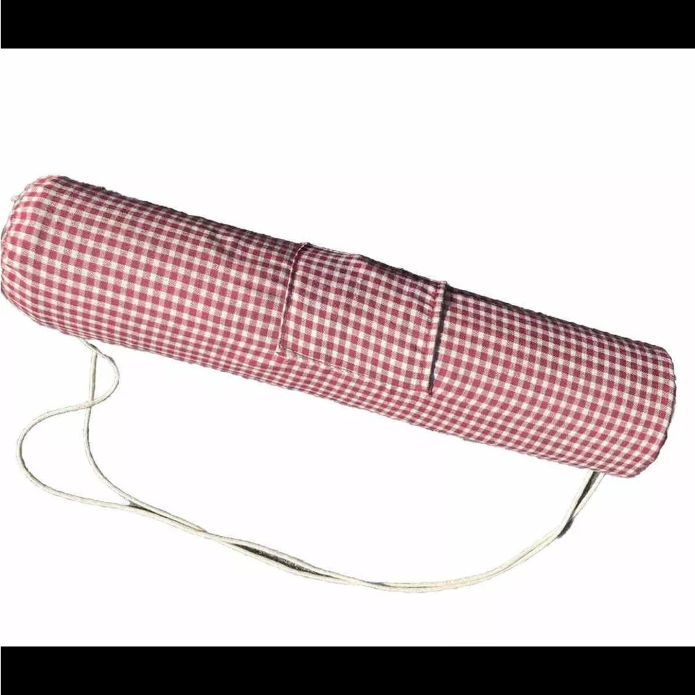 Pier 1 Imports Lrg Roll Up Bamboo Beach Mat With Plaid Carrying Bag 58”x62” NWOT